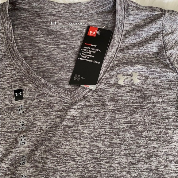 Under Armour
Women's Short Sleeve Tech V-Neck - Picture 4 of 5